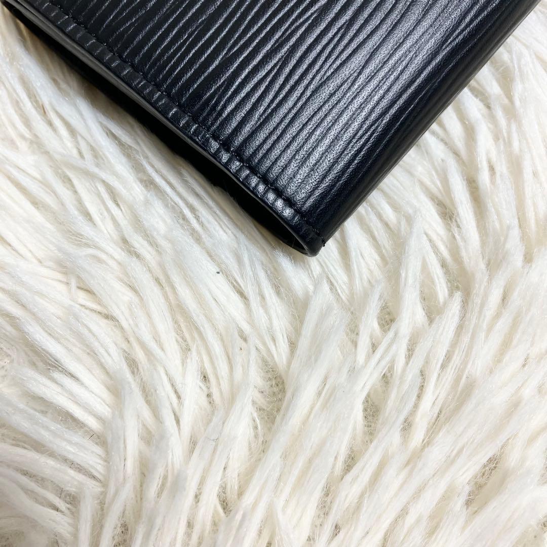 【外観美品】ルイヴィトンエピ 名刺入れ カードケース ブラック
