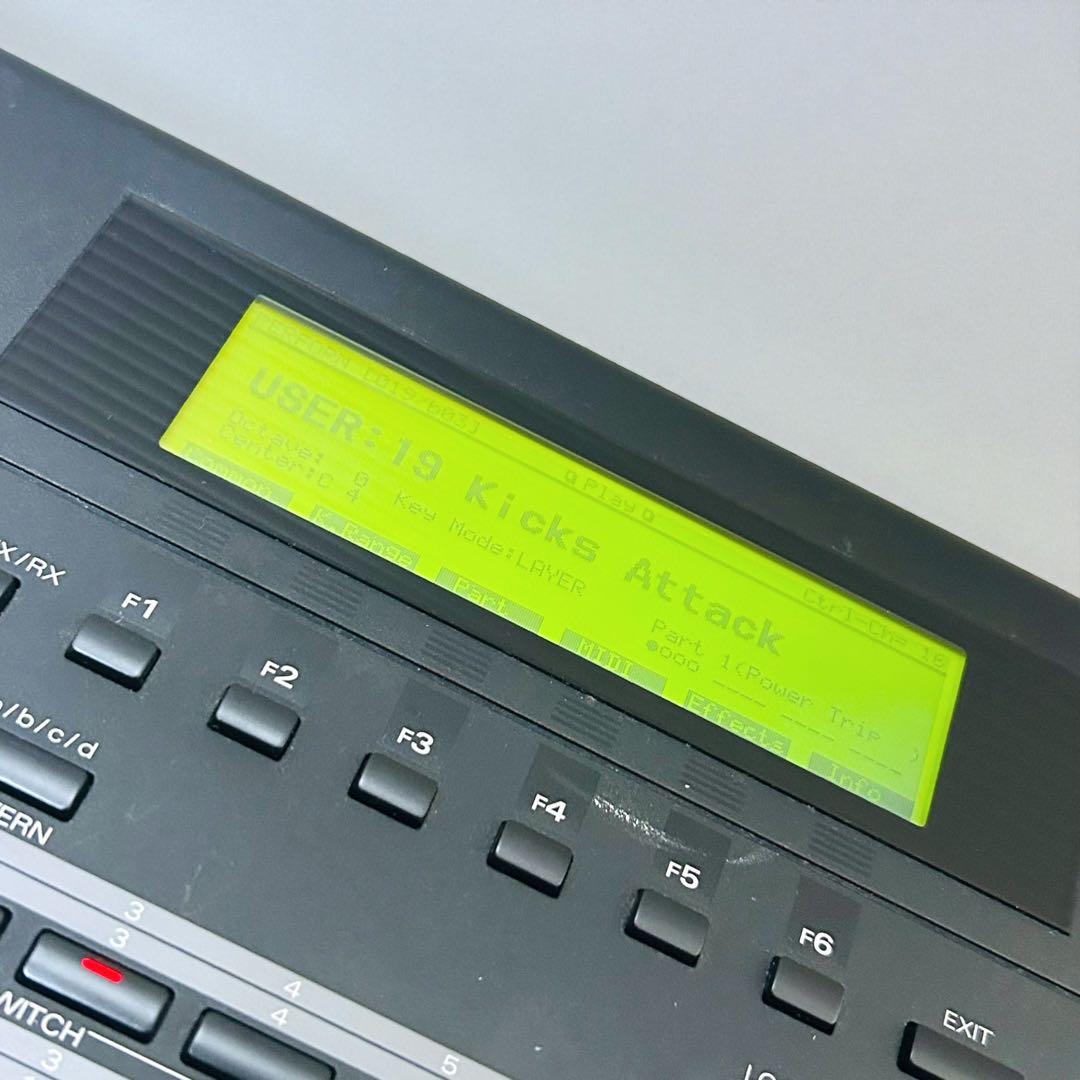 【動作良好】Roland XP-80 シンセサイザー 76鍵盤 ソフトケース付き