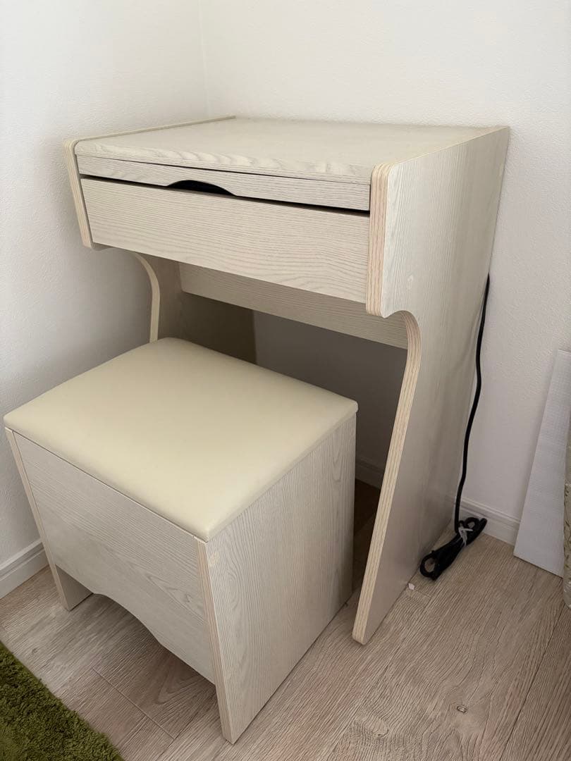 美品！　ドレッサー&ミニデスク　　収納スツール付