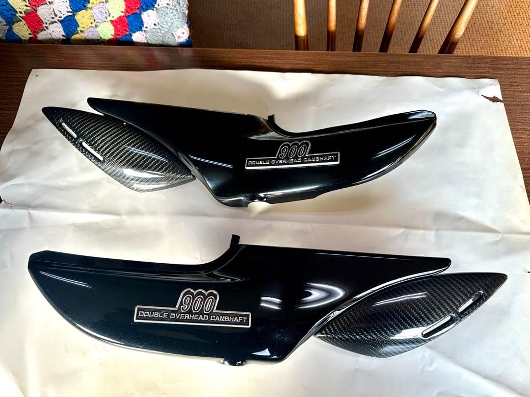 Kawasaki z900rs SE 純正サイドカバー　中古 本日限り価格✨