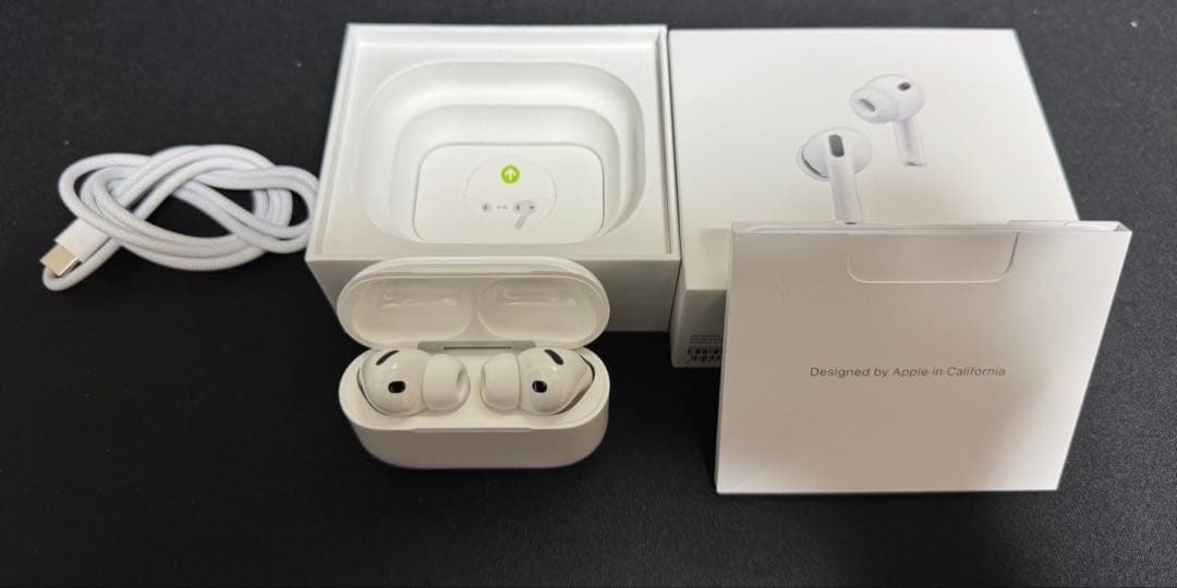 極美品　AirPods Pro3