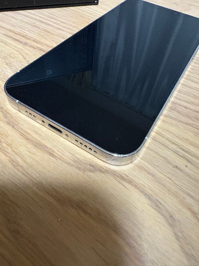 Apple iPhone 12Pro シルバー 本体