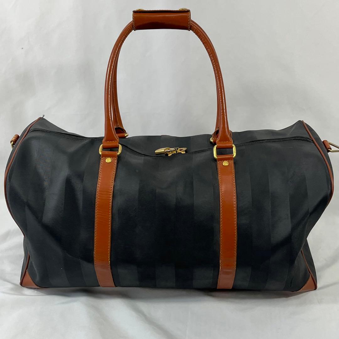 FENDI 　フェンデイ　ボストンバッグ 大容量 ブラック・ブラウン