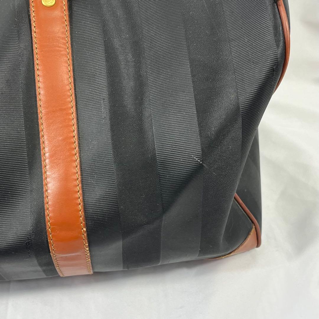 FENDI 　フェンデイ　ボストンバッグ 大容量 ブラック・ブラウン