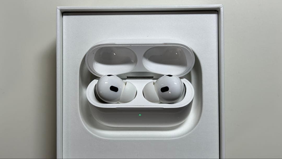 【極美品】純正 AirPods Pro 第2世代 (Lightningモデル)