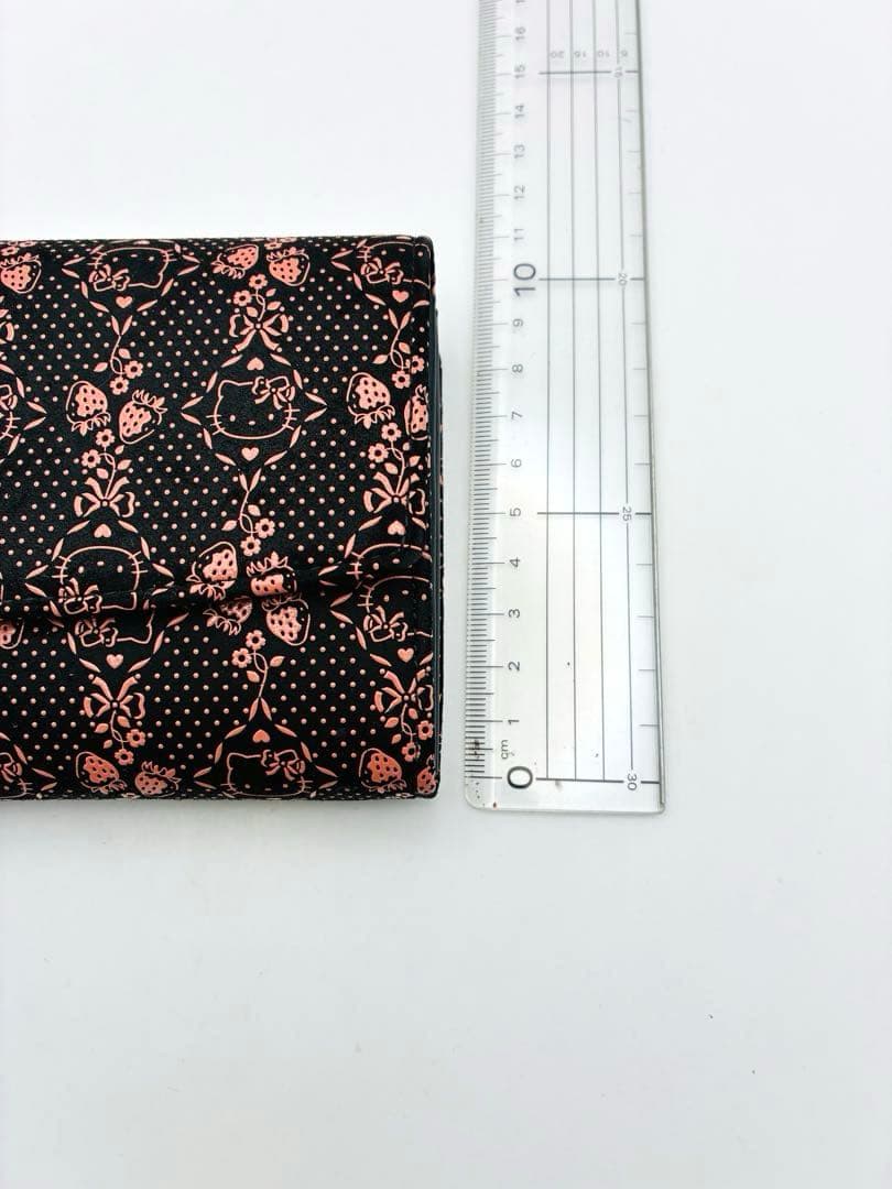 美品　キティちゃん　印傳　長財布
