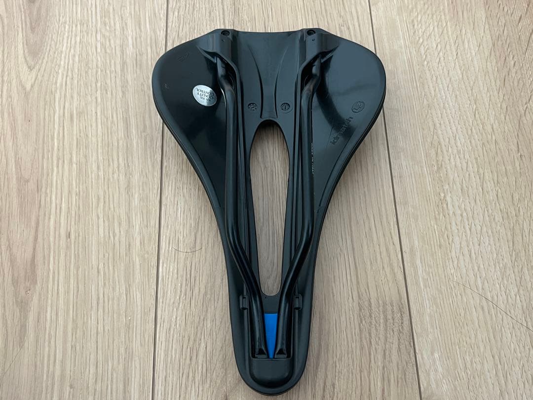 Selle Italia NOVUS BOOST EVO TM スーパーフロー