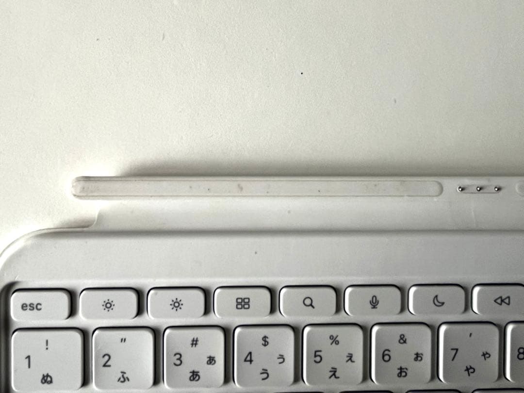 Apple iPad（第10世代）用Magic Keyboard Folio