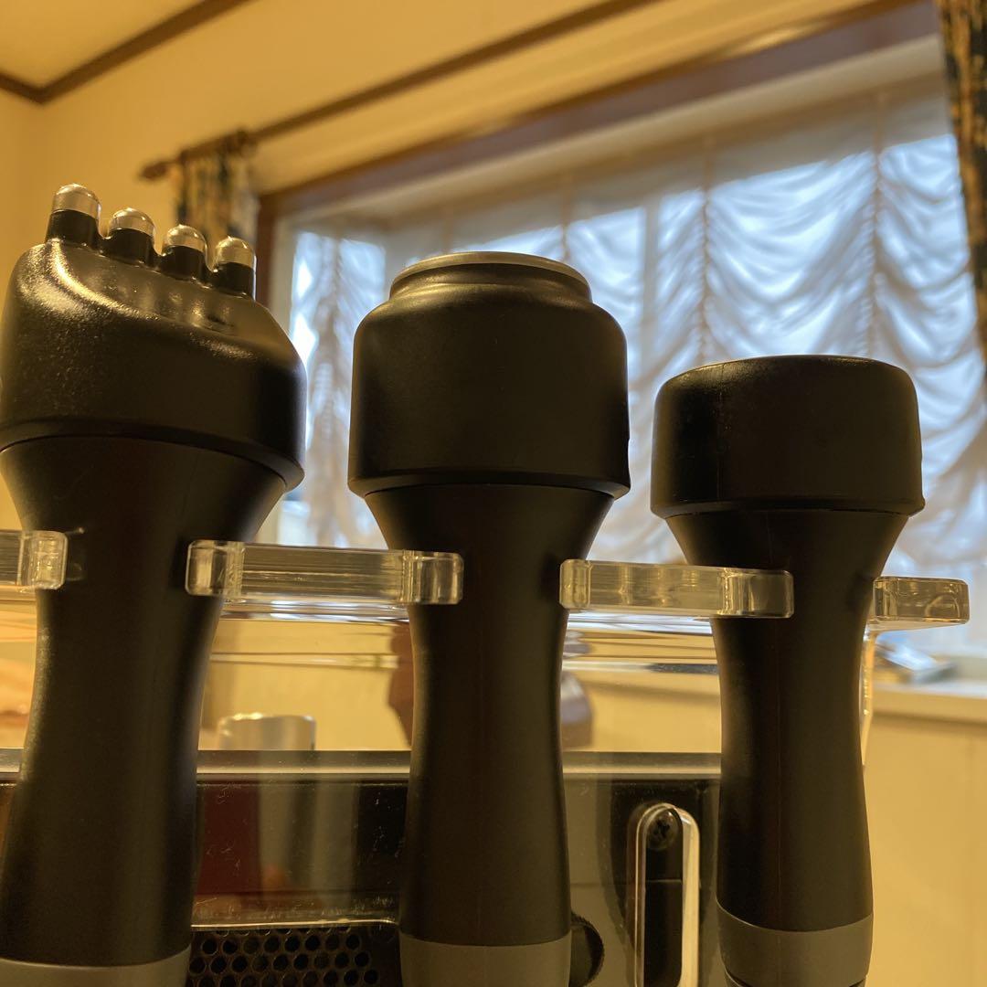 YA-MAN Queen Lift 美顔器