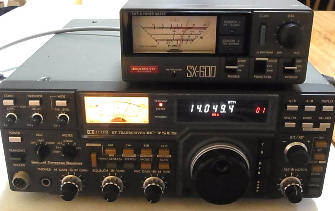 ICOM IC-750S(10W)HFトランシーバー　現状品