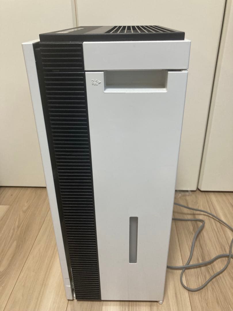 次亜塩素酸空間除菌脱臭機　パナソニック　F-JX1100V