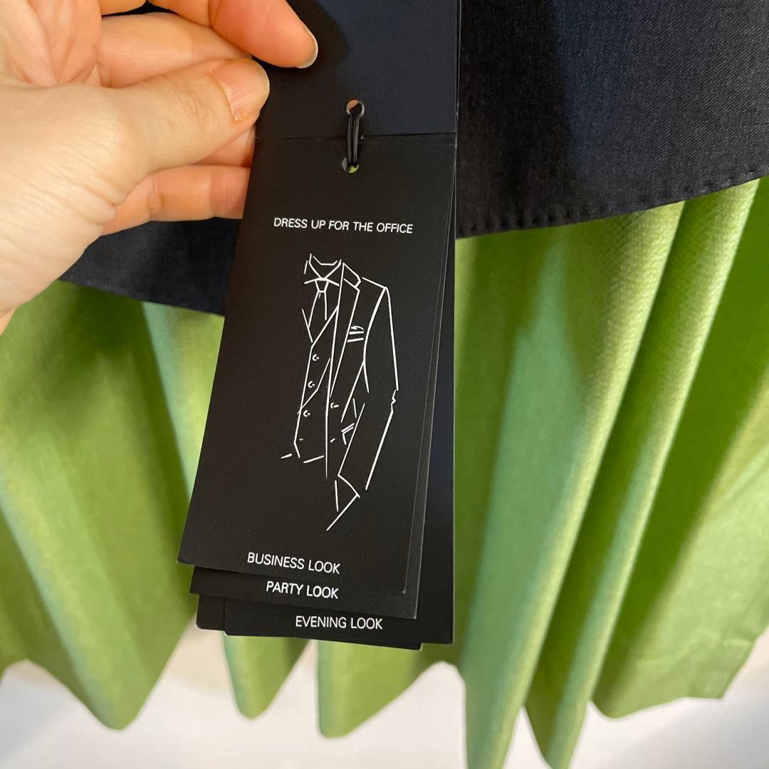 BOSS ダークグレー ノースリーブベスト