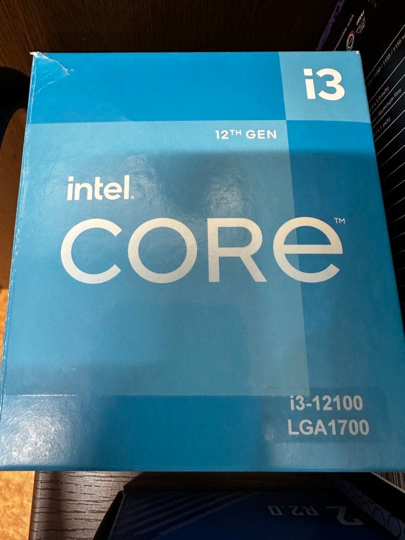 CPU／マザー／ケース／電源／メモリ／クーラー／グラボ使用期間短