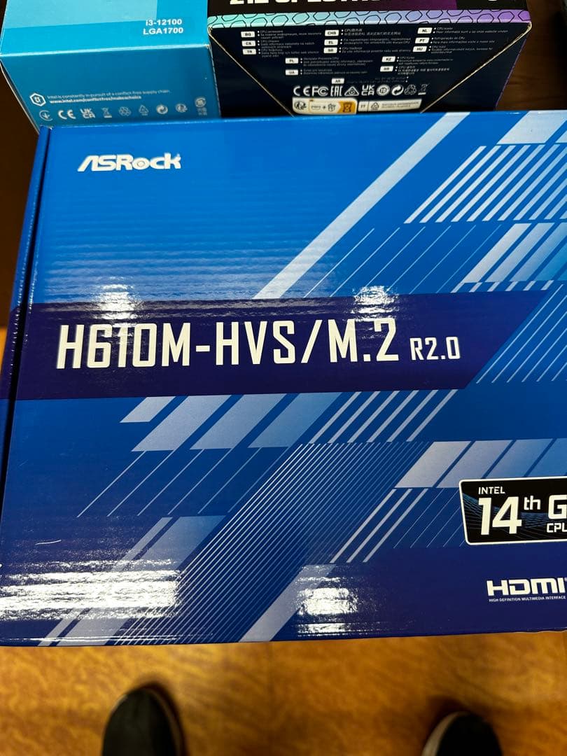 CPU／マザー／ケース／電源／メモリ／クーラー／グラボ使用期間短