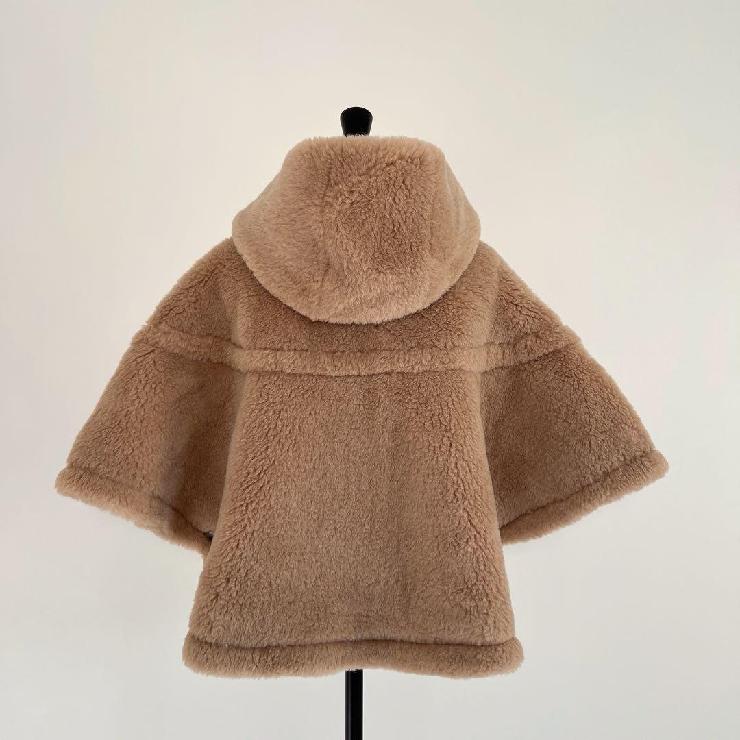 最新作❗️新品未使用　ベアフード付きポンチョ　ケープ ミルクティーベージュ