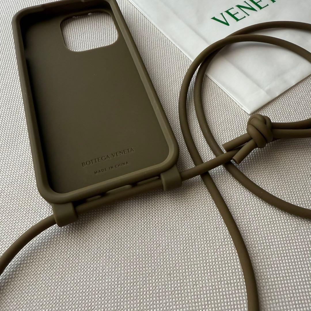 【新品未使用】ボッテガ ヴェネタ ショルダー iPhoneケース 14pro