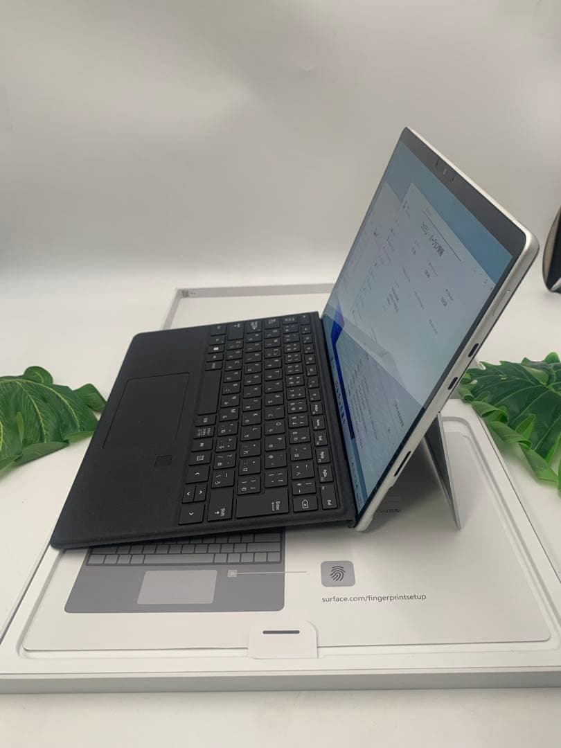 Pro8 core i7- 1185G7 メモリ16GB SSD512GB