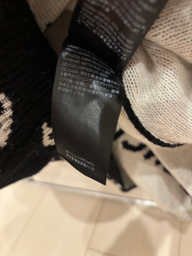 バレンシアガ　ニット、セーター