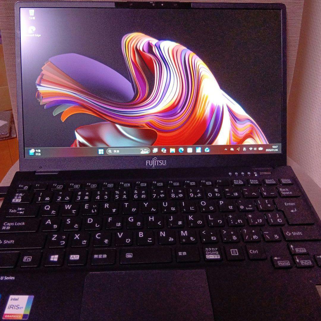 A⑦ 富士通　FMVU34011　U9311/F