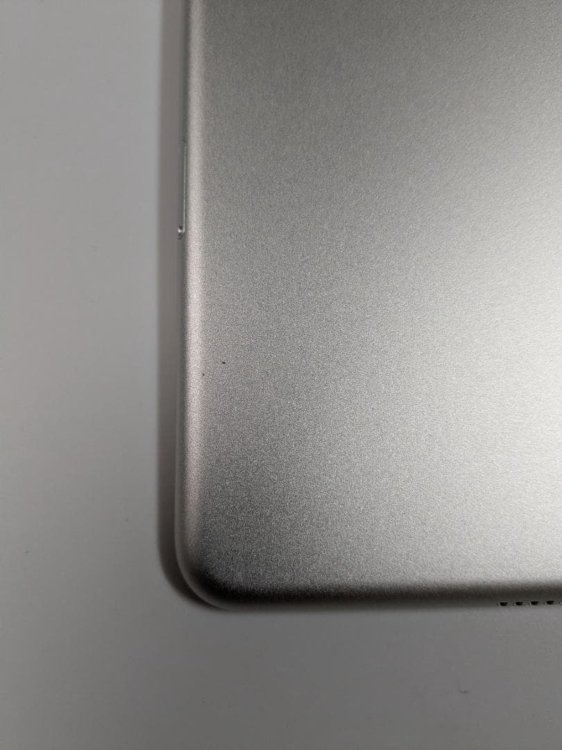 iPad Air 2　Wi-Fiモデル　64GB