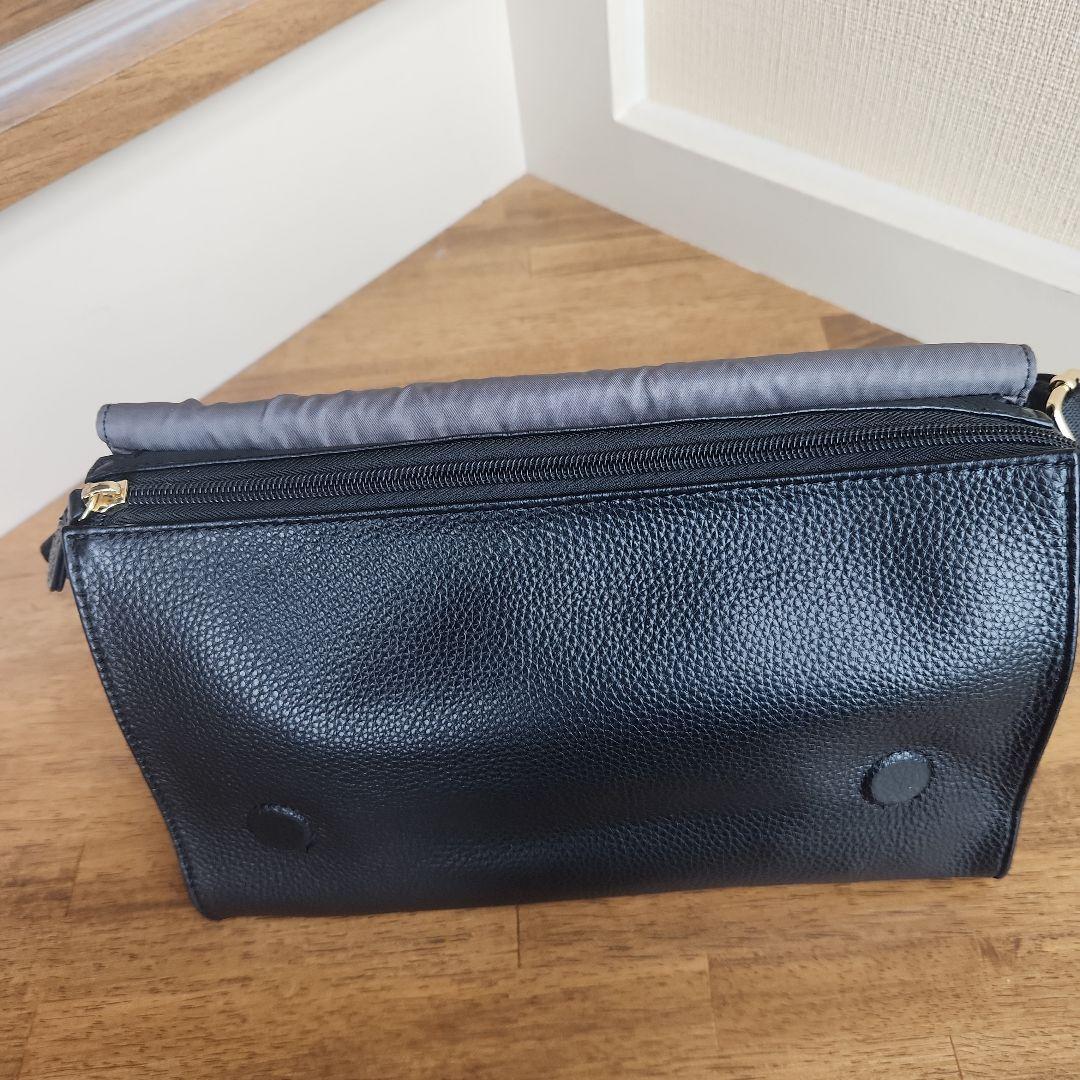 【美品】イアパピヨネ　ワイドテープショルダーバッグ