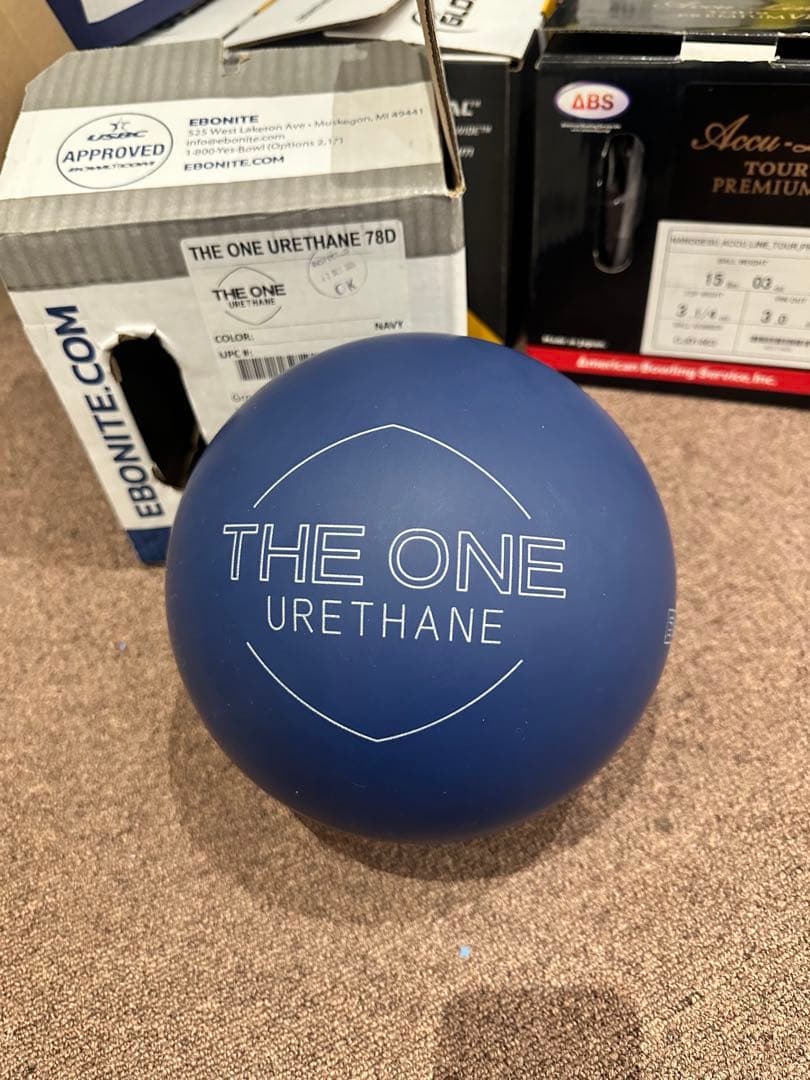 【新品】ザワン　エボナイト　ウレタン 78 ボウリングボール　15ポンド