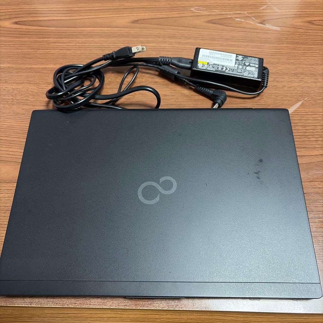 富士通U9310 10世代　超軽量ノートパソコン⑤