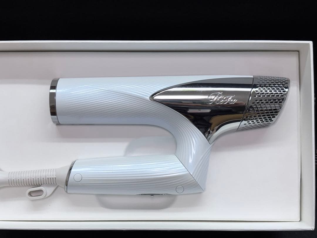 【正規品】【動作品】2022年製ReFa ビューテックドライヤースマート