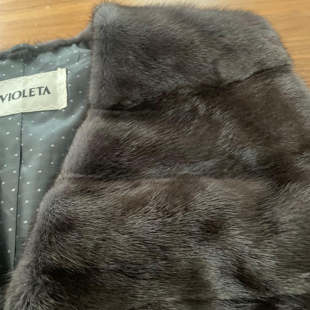 VIOLETA ダークブラウン ファーベスト