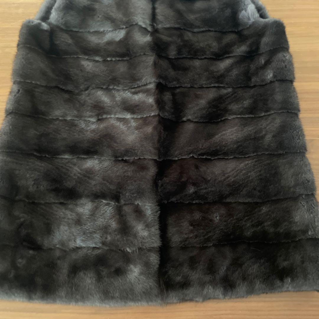 VIOLETA ダークブラウン ファーベスト