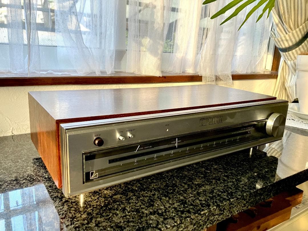 その他 LUXMAN FM Tuner T-110