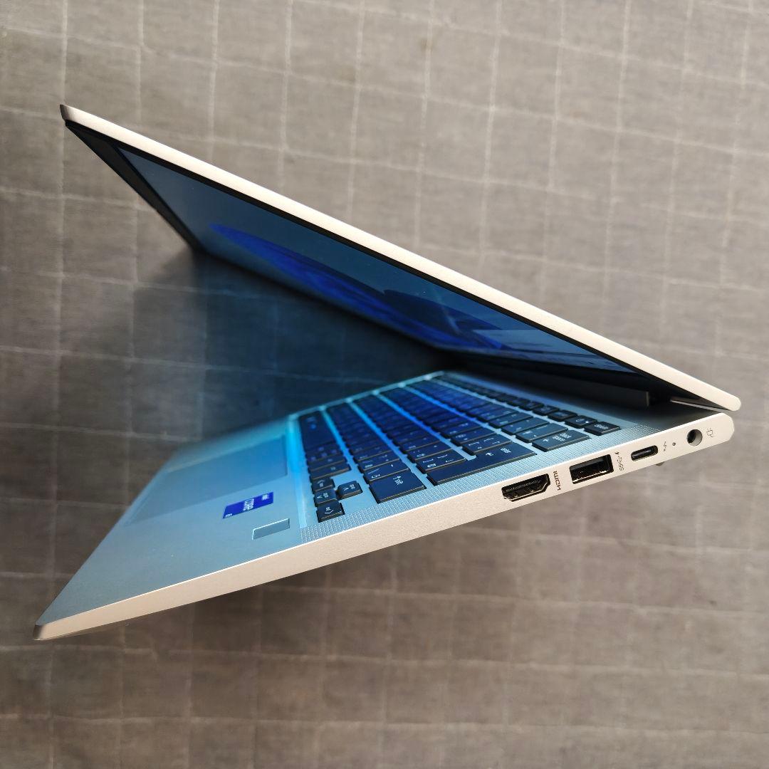 2023年9月 美品 爆速 13世代 i5 16GB 新品512GB 9