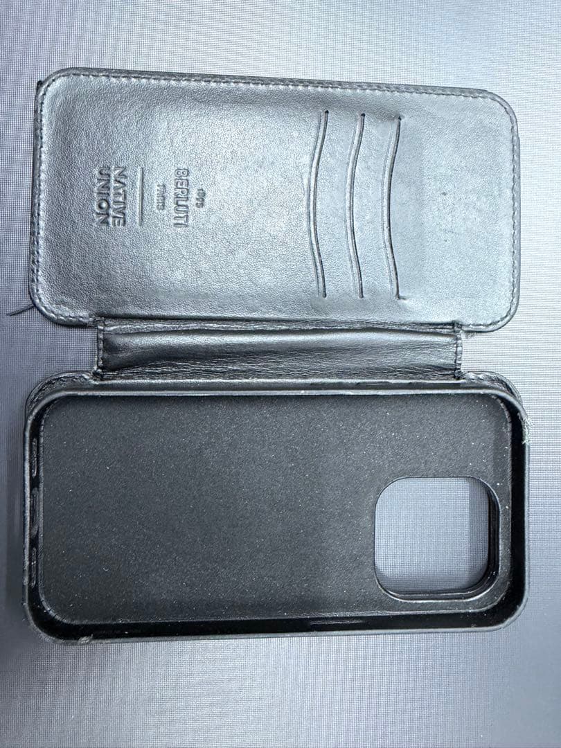 Berluti 手帳型 iPhoneケース グレー　15pro