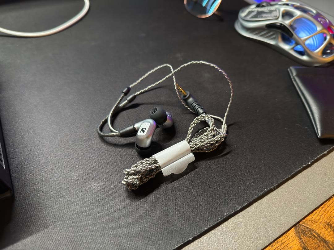 イヤホン Sennheiser IE 200