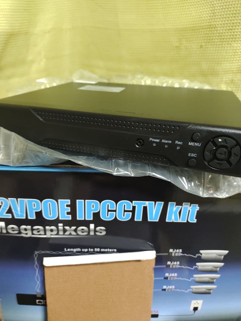 新品 ワイヤレス 防犯カメラキット カメラx4 チューナー スマホ操作可能