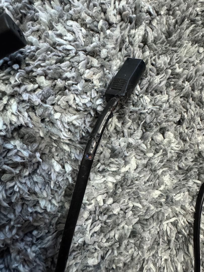 両側電動リクライニングソファー ３人掛け