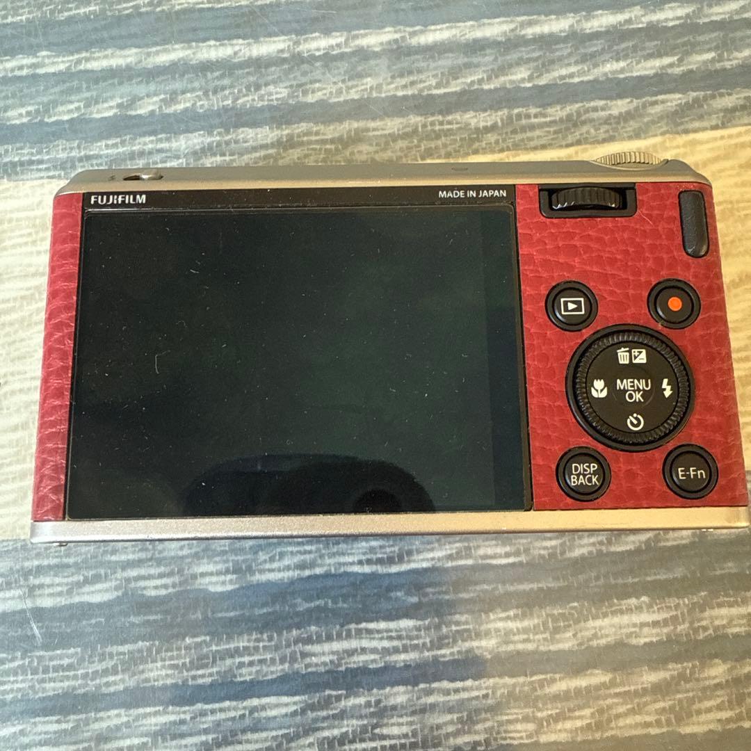 Fujifilm XF1 コンパクトデジタルカメラ レッド