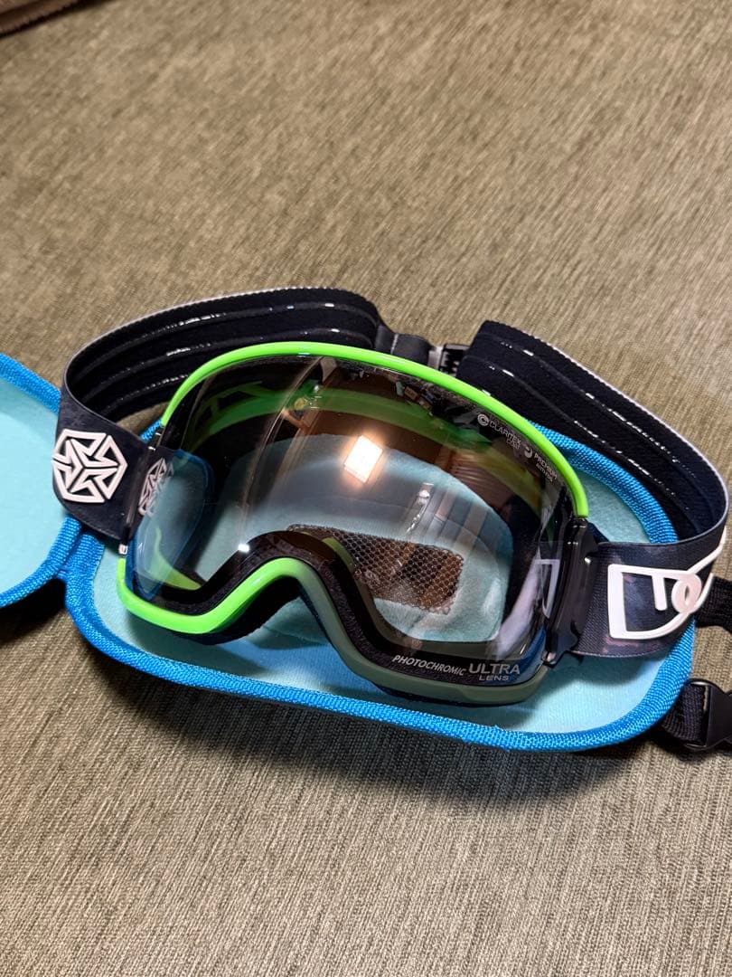 DICE ダイス ゴーグル BANK G BK44570調光×ULTRA