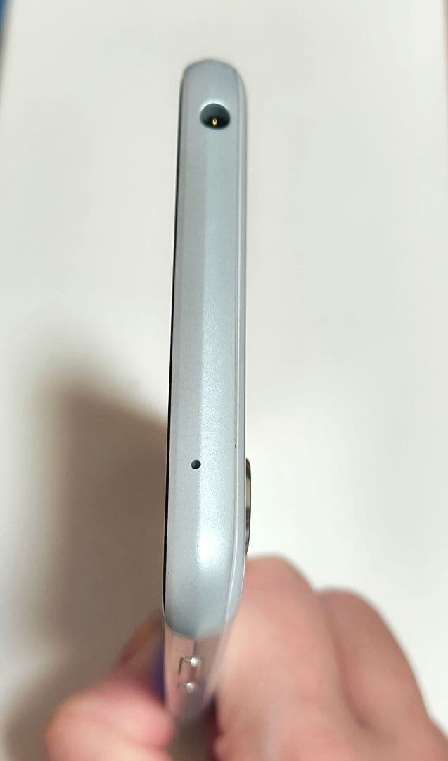 AQUOS sense3 plus スマートフォン ホワイト