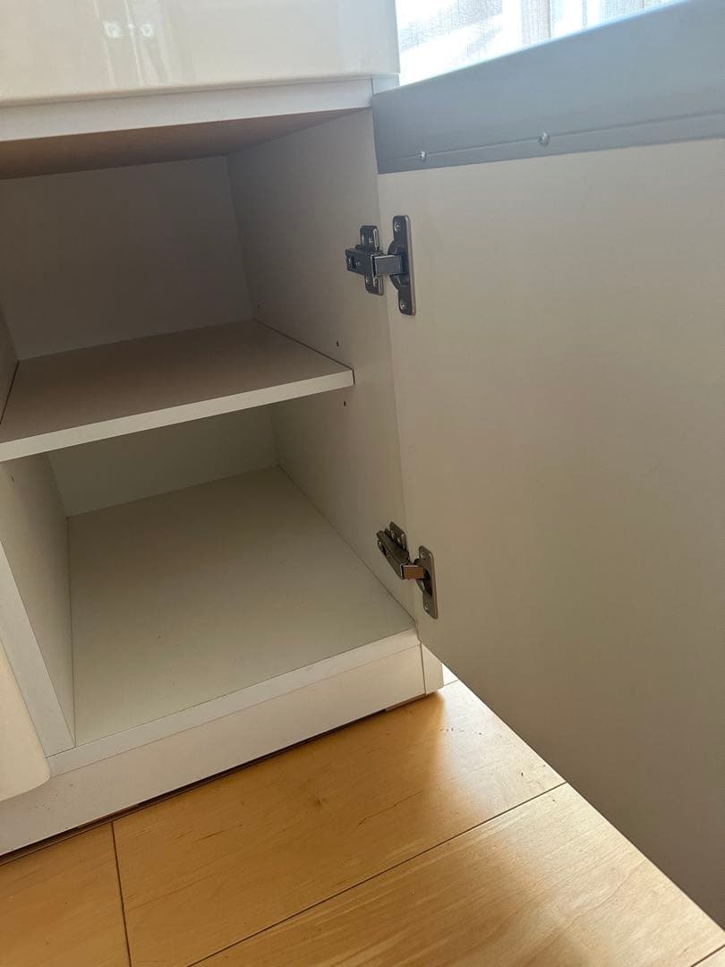 ニトリ　キッチンカウンター　120センチ幅食器棚