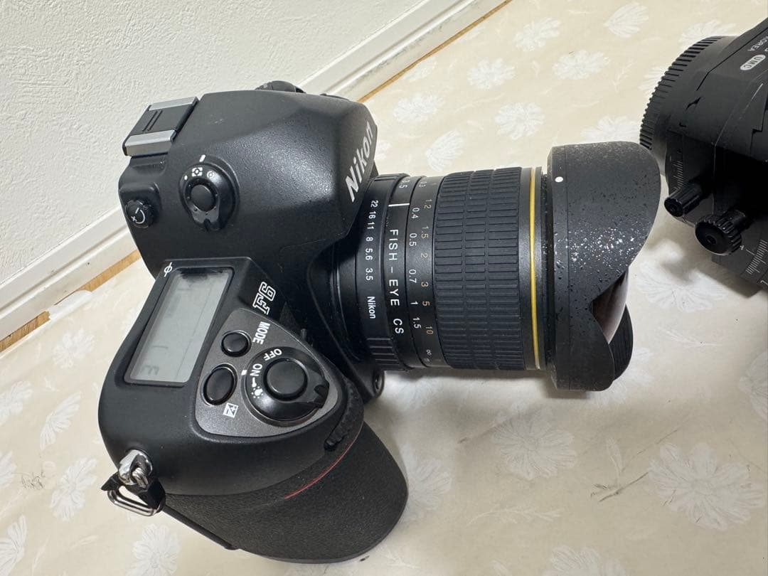 ニコンNikon F6 レンズ2個(動作確認)
