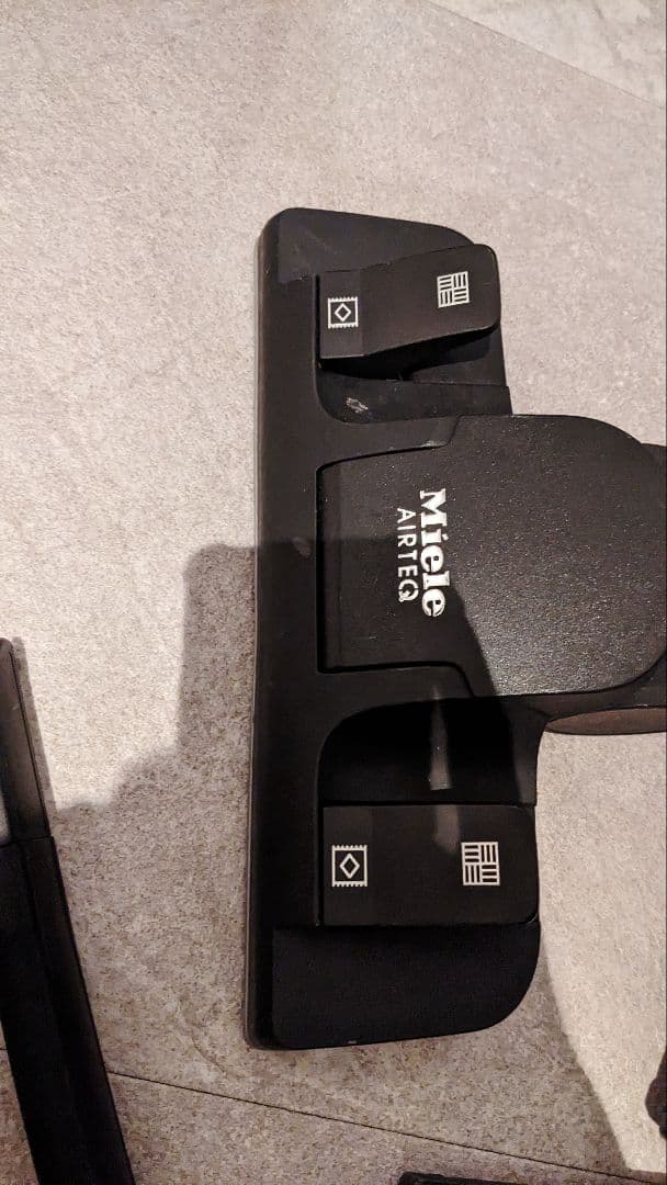 ベジシラ。Miele Compact C2 PowerLine 掃除機