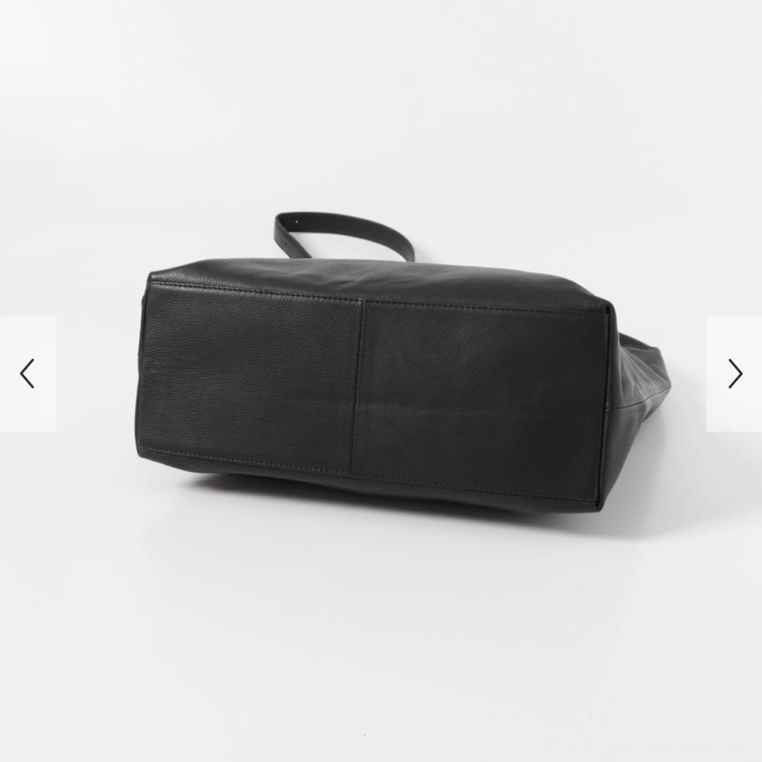 新品タグ付　アーバンリサーチドアーズ　MILLEDNAPPAレザーショルダー