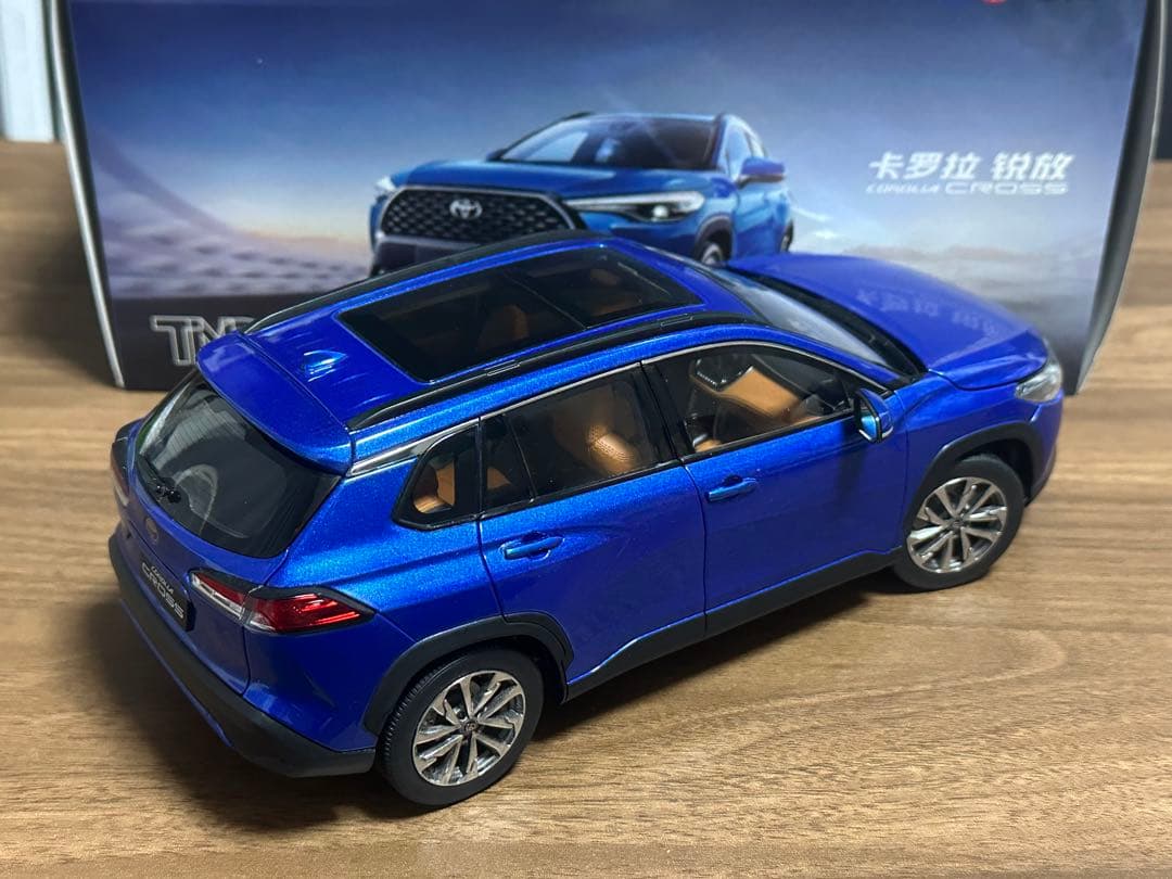 1/18 トヨタ カローラクロス