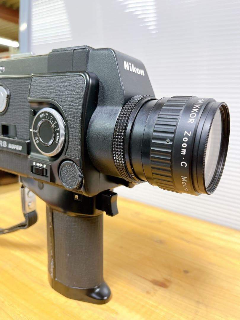 Nikon R8 SUPER 8ミリカメラ 通電確認済