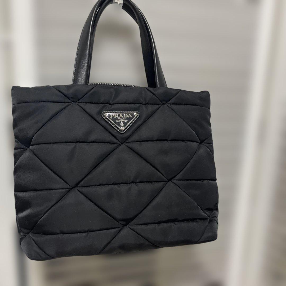 プラダ　パデッドRe-Ｎylon✖️レザー　　トートバッグ　黒　美品！