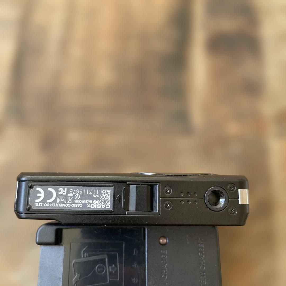 CASIO EXILIM デジカメ