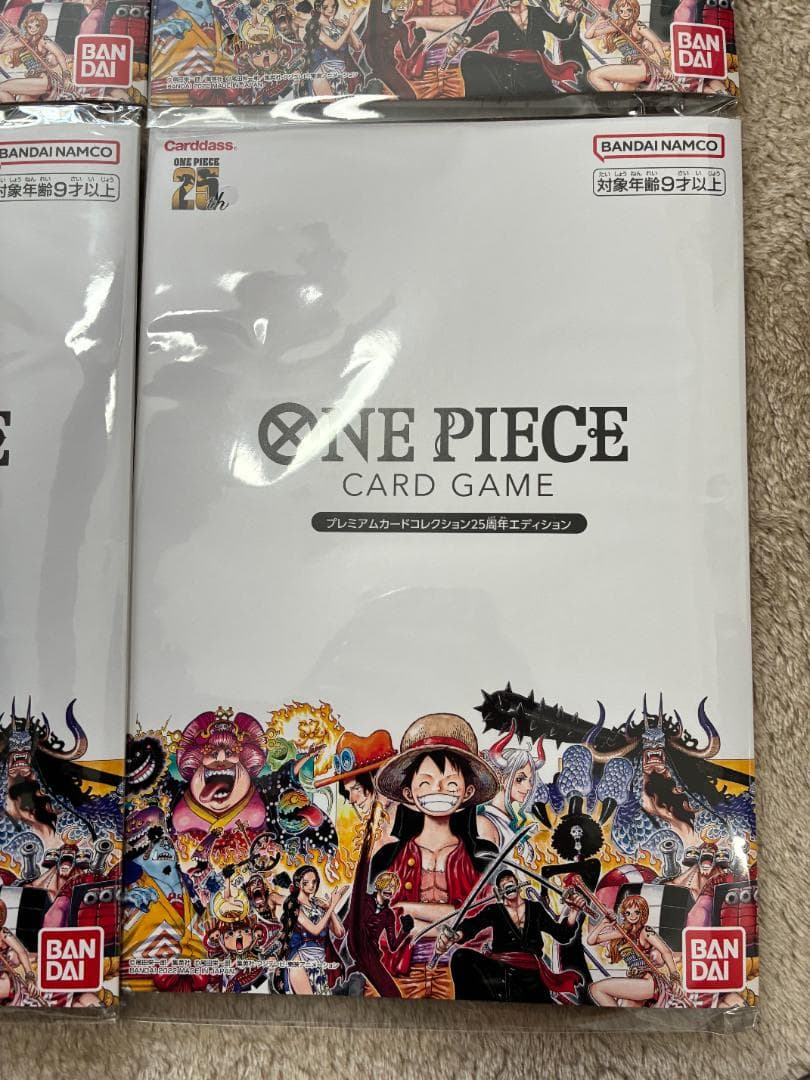 ワンピースカード プレミアムカードコレクション25周年エディション　4個セット