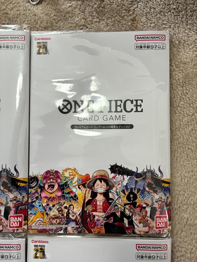 ワンピースカード プレミアムカードコレクション25周年エディション　4個セット