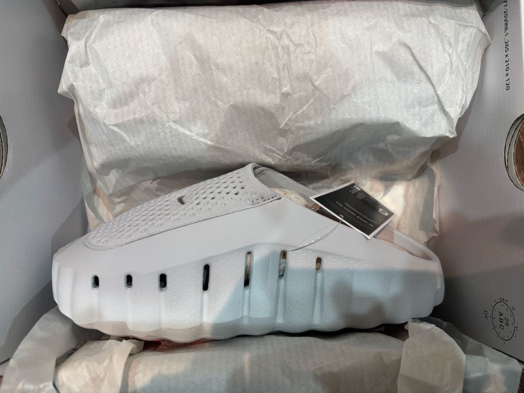 靴 Nike Women's Mind 001